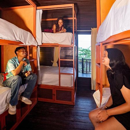 Mad Monkey Nusa Lembongan 외부 사진